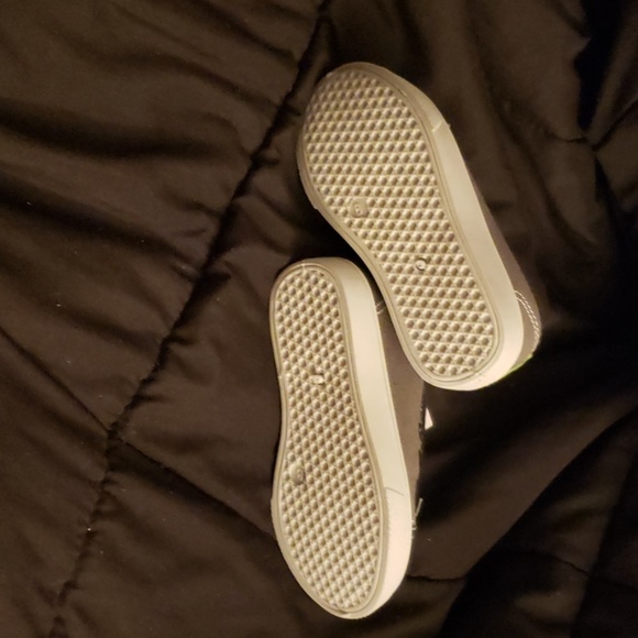 🎉Sale 2 for $20🎉 New Toddler Shoes - Picture 4 of 5